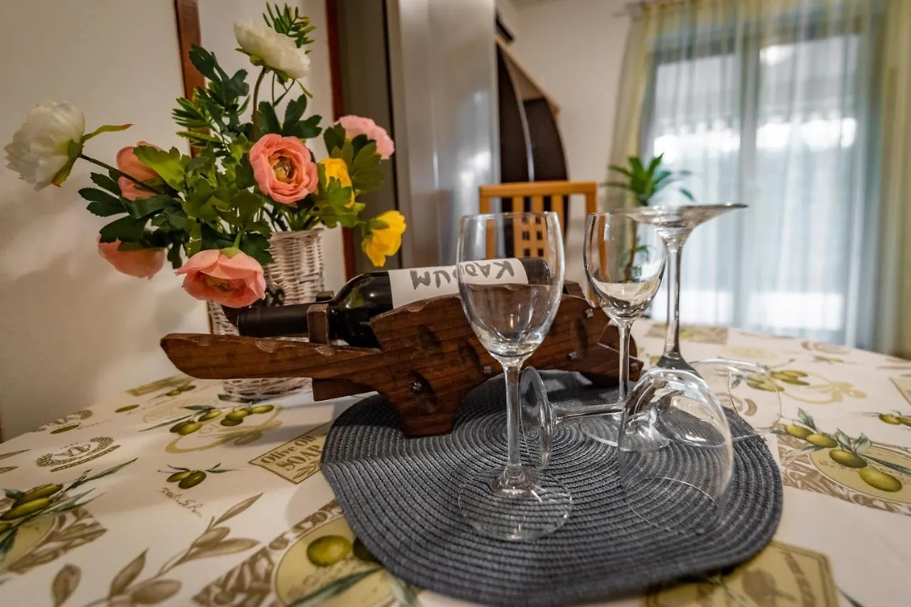 Apartment Edi 1 Пула